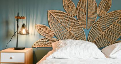 Ferienhaus 'Du Grand Port' mit Balkon, WLAN und Klimaanlage