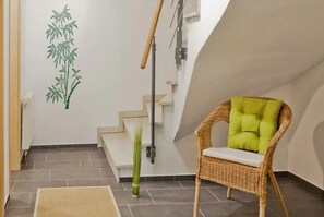 Interior - Apartment 'Paula' with Mountain View, Private Terrace and Wi-Fi (Bitz)