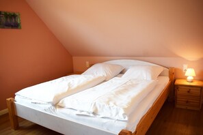 2 Schlafzimmer, Bügeleisen/Bügelbrett, kostenloses WLAN, Bettwäsche