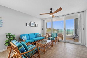 Smart TV, offices - Waterfront Property | Balcony Marina | Shared Pool (Fajardo)