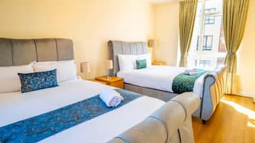 6 bedrooms, free WiFi, bed sheets