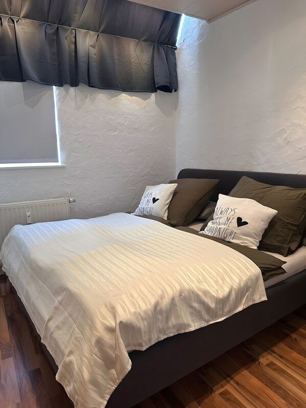 1 bedroom, WiFi, bed sheets