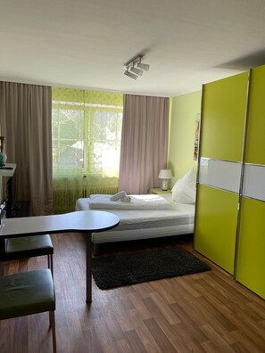 1 Schlafzimmer, Bügeleisen/Bügelbrett, kostenloses WLAN, Bettwäsche