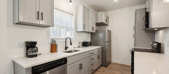 Arte Luxury townhomes D6 I Comfy 2 Bed 2.5 Bath