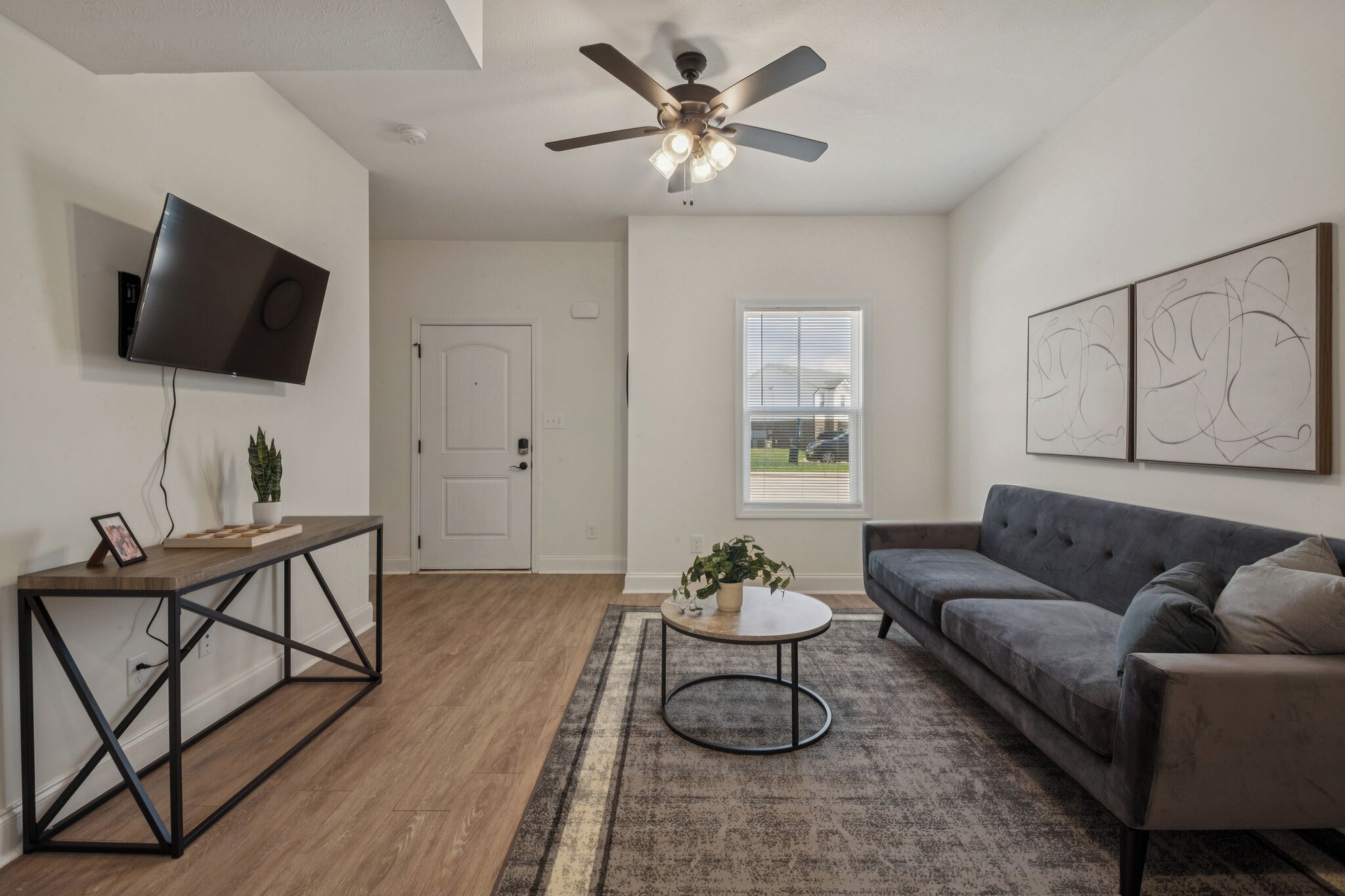 Arte Luxury Townhomes D7 Comfy 2 Bed 2.5 Bath - Clarksville, TN