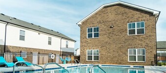 Arte Luxury townhomes O5 I Comfy 2 Bed 2.5 Bath
