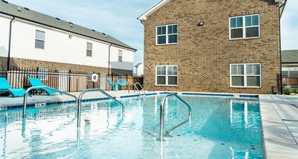 Arte Luxury townhomes O5 I Comfy 2 Bed 2.5 Bath