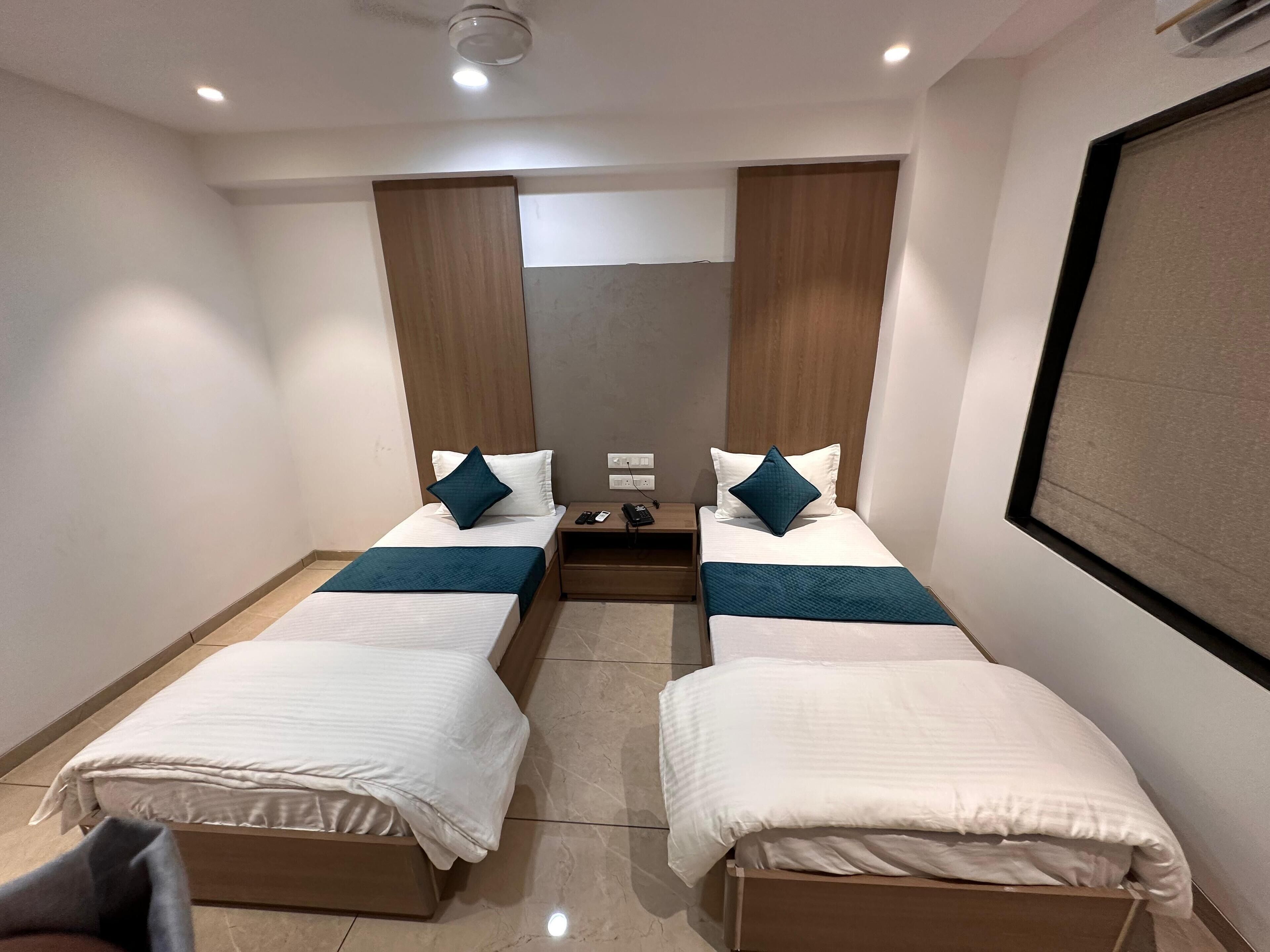 Standard Double Room | Free WiFi
