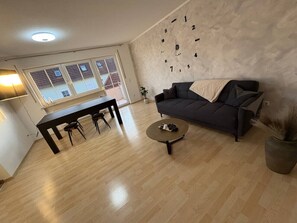 Smart TV, video games, ping pong, stereo