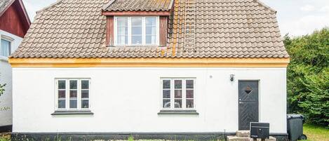 House | Exterior