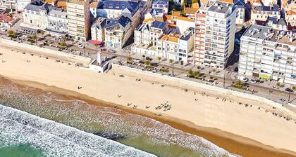 Studio rénové avec piscine et parking, proche plage