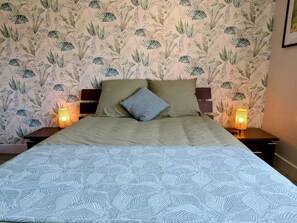 4 bedrooms, free WiFi, bed sheets