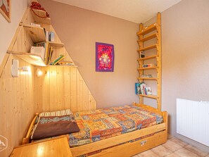 1 bedroom