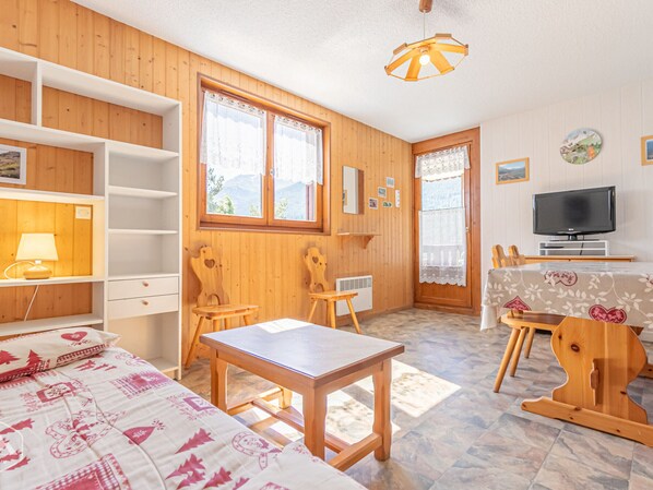 1 bedroom, free WiFi