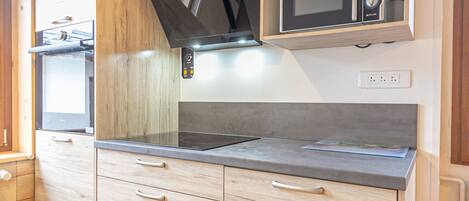 Fridge, microwave, dishwasher