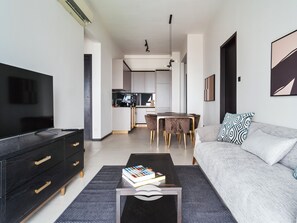 Family Apartment, 3 Bedrooms, Balcony, City View | Living area