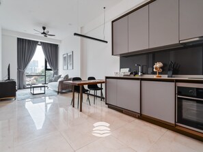 Superior Apartment, 1 Bedroom, Balcony, City View | Private kitchen | Stovetop, cookware/dishes/utensils