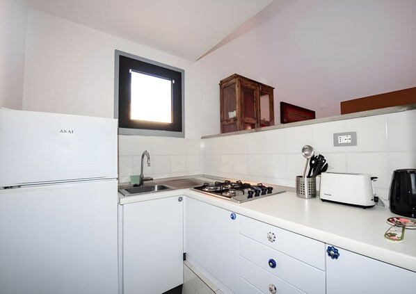 Lejlighed - 1 soveværelse - balkon | Privat køkken | Elkedel, brødrister