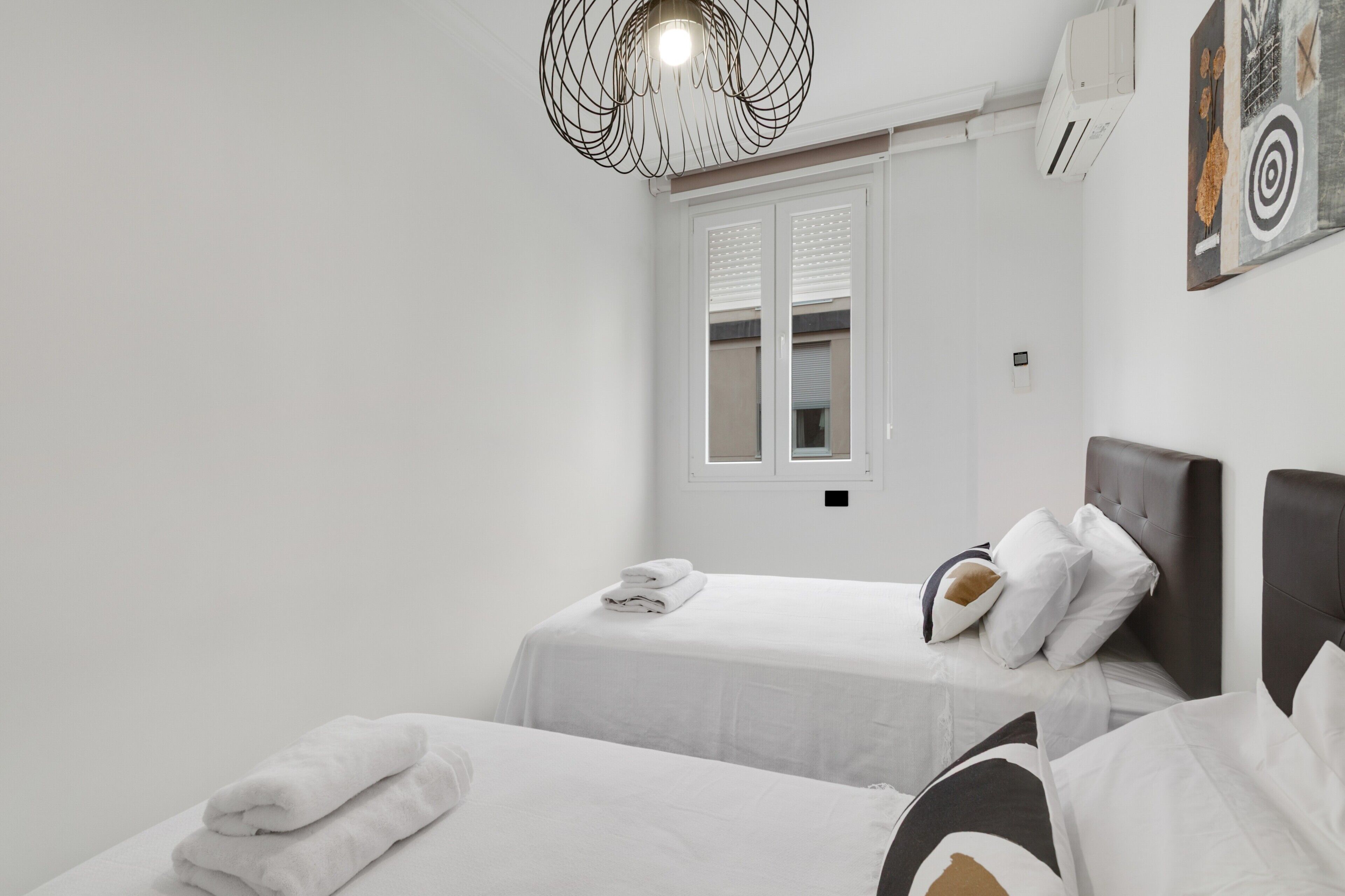 2 sovrum, strykjärn/strykbräda, wi-fi och sängkläder