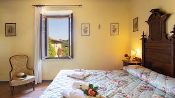 Decoración personalizada, muebles diferentes y wifi gratis