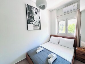 1 chambre, fer et planche à repasser, Wi-Fi, draps fournis