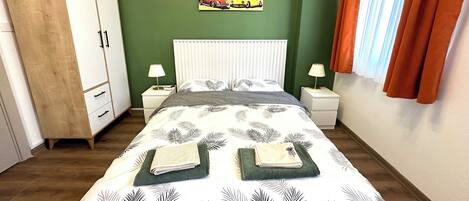 1 Schlafzimmer, Bügeleisen/Bügelbrett, WLAN, Bettwäsche