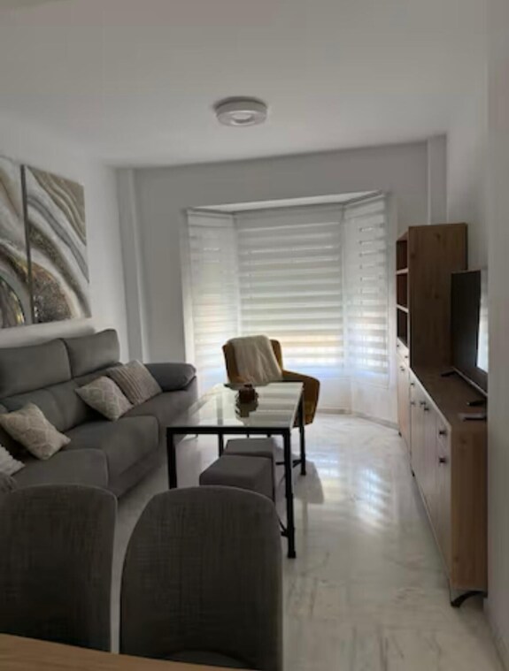 Spacious And Luminous House, For Families Or Groups. - 赫雷納
