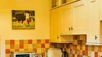 Microwave, oven