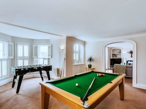 Games room - Stunning  villa for 12 people with WIFI, TV and pets allowed (Cawsand)