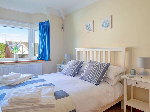 4 bedrooms, free WiFi, bed sheets