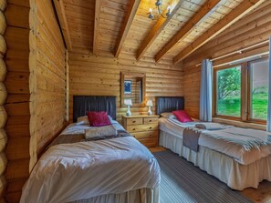 2 quartos, berço de viagem, Wi-Fi de cortesia, roupa de cama