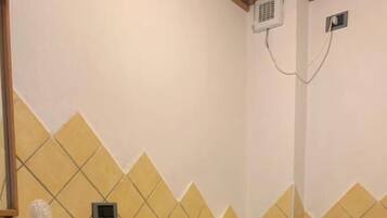 Articles de toilette gratuits, chaussons, savon, shampoing