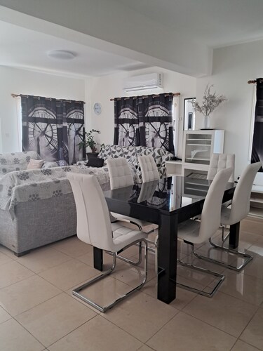 Luxury Family Studio suite near Casino Limassol