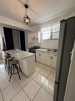 Mikroaaltouuni, liesi