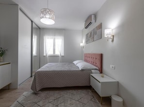 Villa (Six Bedroom Villa) | 6 slaapkamers, babybedden