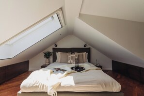 Departamento Confort | Tabla de planchar con plancha, wifi gratis y ropa de cama