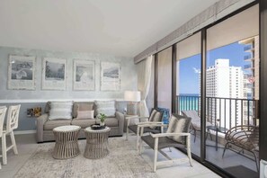 Smart TV - Sky-High Waikiki Condo w/ Ocean Views & Parking (Honolulu)