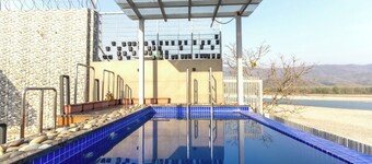 Heartland Ganga View Villa Jacuzzi &lift