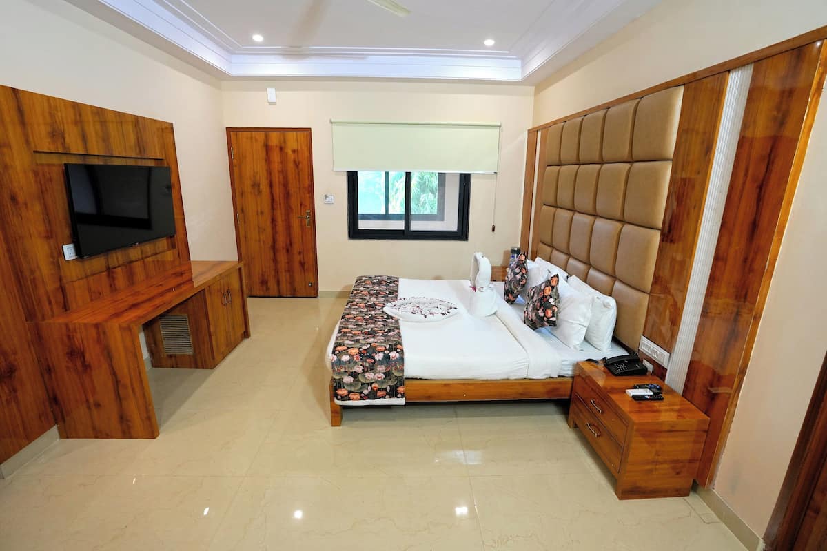 Regal Cottage with Garden view | Minibar, két bảo mật tại phòng, bàn ủi/dụng cụ ủi quần áo