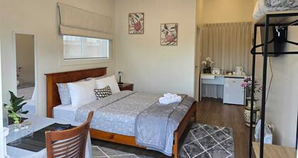 Private Studio Sleepout in Auckland's Convenient Location
