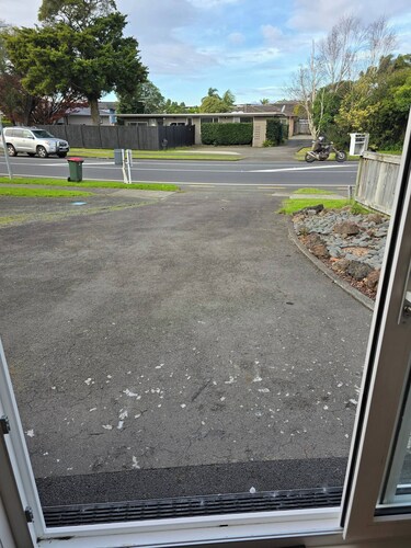 Private Studio Sleepout in Auckland's Convenient Location