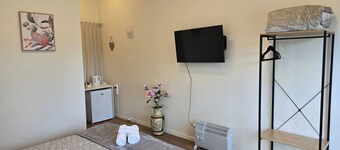 Private Studio Sleepout in Auckland's Convenient Location