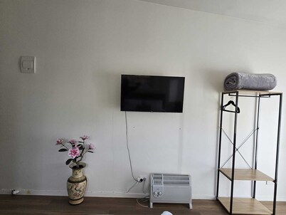 Private Studio Sleepout in Auckland's Convenient Location