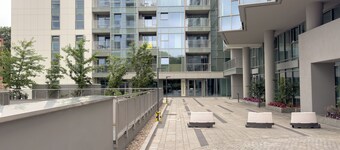 RentPlanet - przy Dworcu Głównym