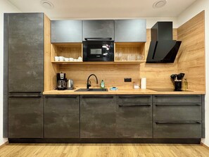 Microwave, stovetop, dishwasher