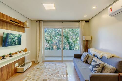 Basic Apartment | Living area