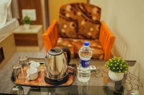 Deluxe Room | Desk, laptop workspace, free WiFi