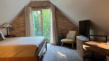 1 bedroom, travel cot, free WiFi, bed sheets