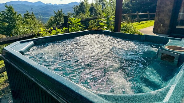 Bain à remous extérieur