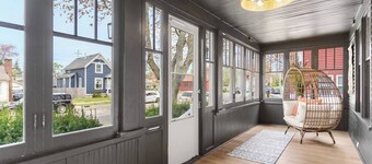 Beautiful redone home in the heart of Holland. Walk to Hope College + Downtown. Easy drive to beaches and trails.